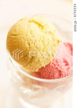ice cream 6745554