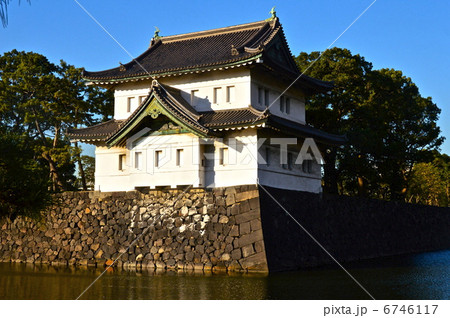 皇居の「桜田二重櫓(巽櫓)」(東京都千代田区) 皇居の「桜田二重櫓(巽櫓)」(東京都千代田区) 6746117