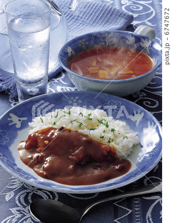 カレーとミネストローネ 6747672