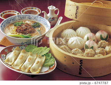 担々麺と点心 6747787