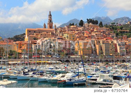 Old town of Menton, France. 6750764