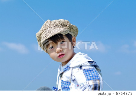 青空と子供 6754375