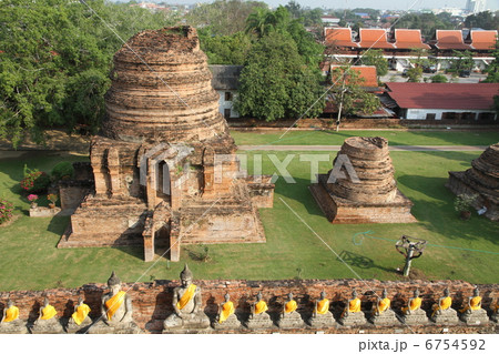 世界遺産　アユタヤ遺跡 6754592