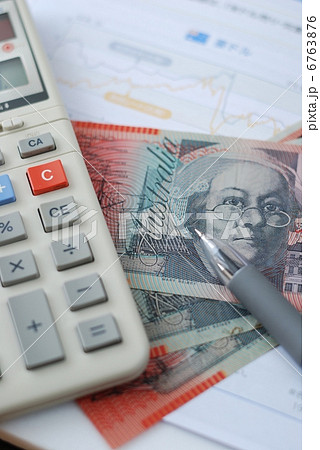 為替取引 6763876