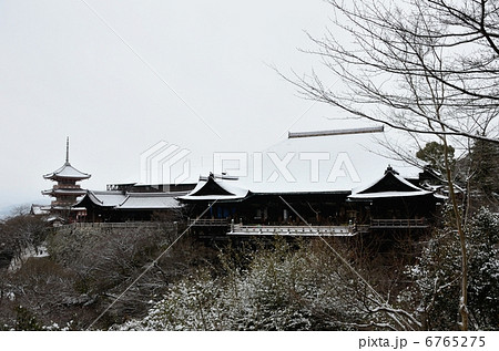 雪の清水寺 清水の舞台の写真素材