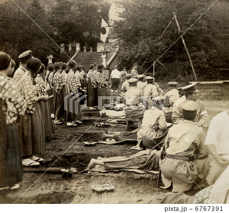 「女子高生の射撃訓練」  昭和9年9月18 小田原 6767391