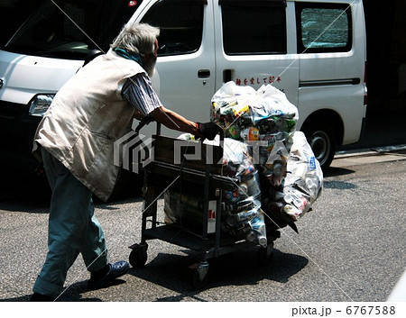 ホームレス 6767588