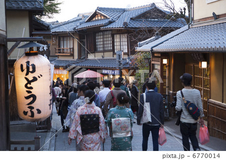 京都三寧坂　夕景 6770014