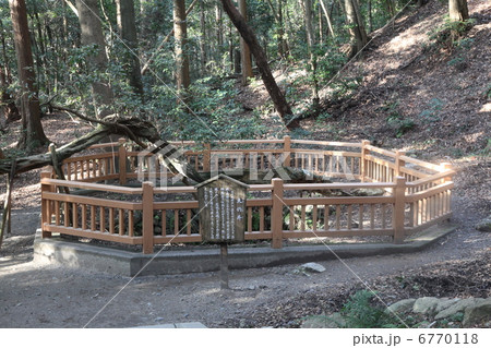 岩国城からの抜け道といわれる大釣井　井戸跡 6770118