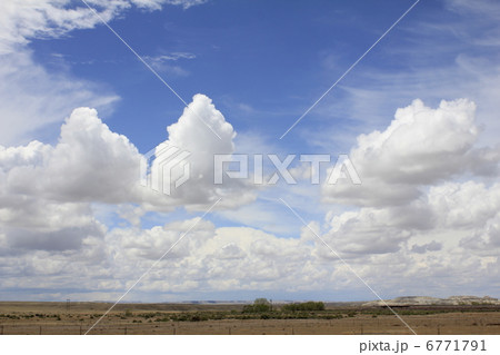青空と雲 青空と雲 6771791
