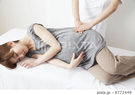 マタニティ整体 6772449