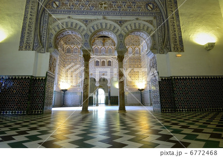 アルカサル 6772468