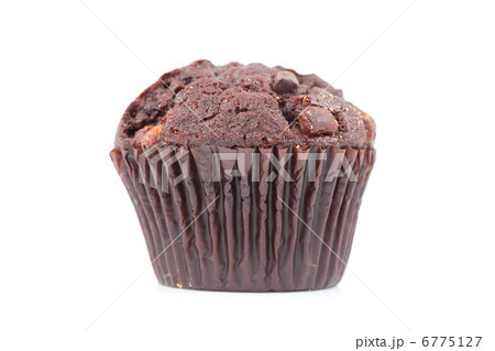 Close up of a fresh baked chocolate muffin Close up of a fresh baked chocolate muffin 6775127