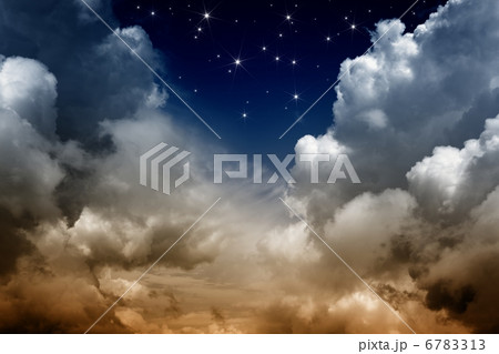 Dark sky 6783313