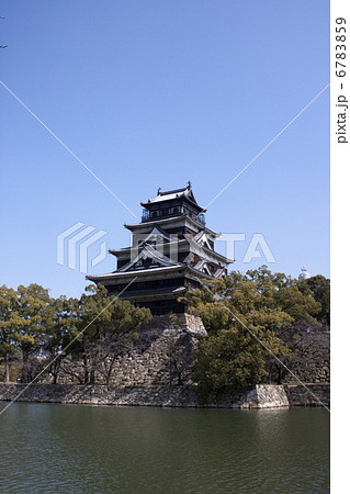 青空の広島城 6783859