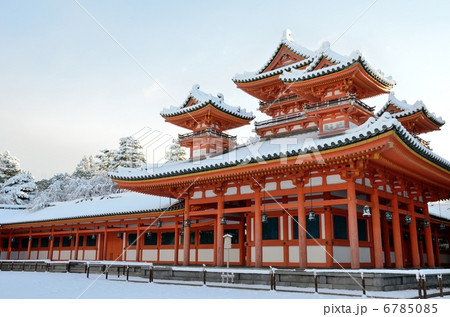 雪の平安神宮、蒼龍楼 雪の平安神宮、蒼龍楼 6785085