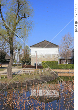 大正時代の米穀倉庫 6786588