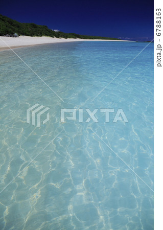 波照間島　ニシ浜 6788163