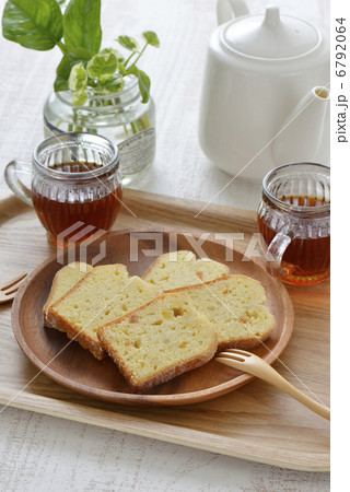 パウンドケーキ 6792064