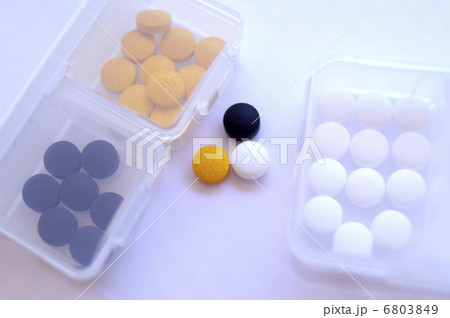 ピルケース 6803849
