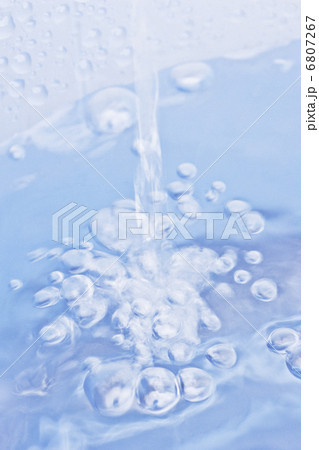 水面の泡 水面の泡 6807267