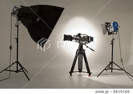 Studio Lighting. 6810166