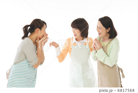 主婦（中高年） 6817568