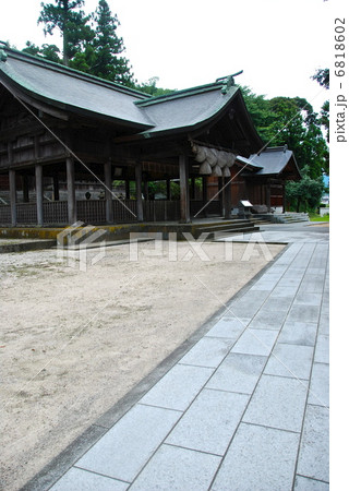 揖夜神社の境内(島根県松江市東出雲町揖屋) 揖夜神社の境内(島根県松江市東出雲町揖屋) 6818602