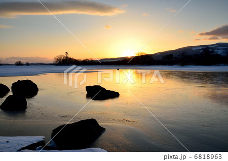 大沼の朝焼け～早春 6818963