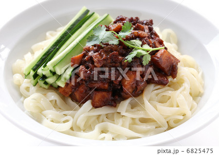 ジャージャー麺 ジャージャー麺 6825475