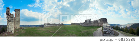 Ancient fortress ruins. 6825539