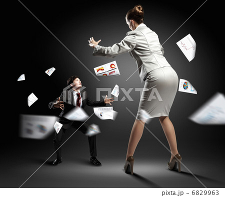 Business dispute 6829963