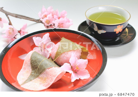 桜餅とお茶 6847470