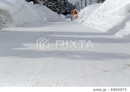 雪の道 雪の道 6860973