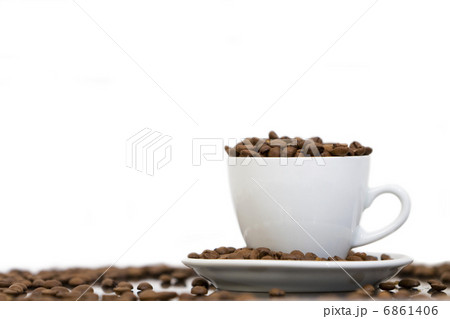 Cup of Coffee Beans 6861406