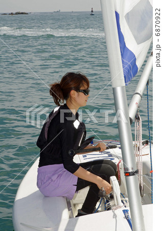 ヨットのある風景 6870922