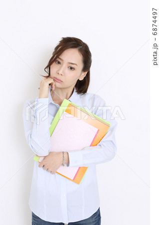 怪しいな・・・・ 6874497