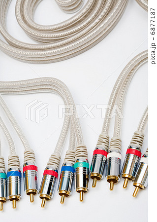 video and audio cable 6877187