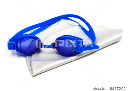 goggles and cap for swimming 6877202