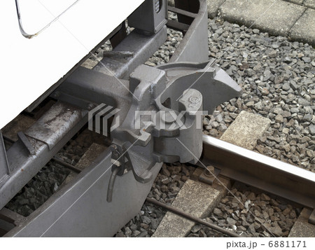 電車の連結 6881171