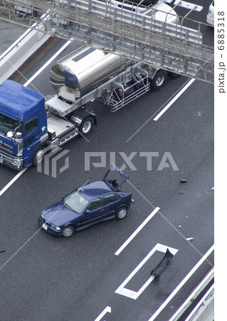 交通事故 交通事故 6885318