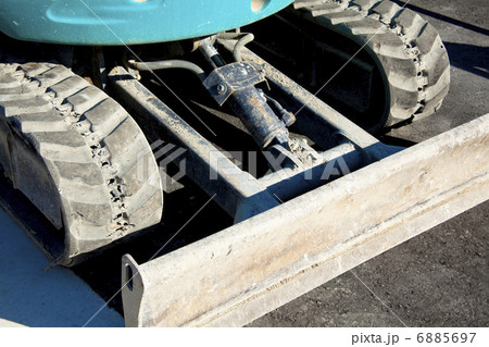 ブルドーザ 6885697