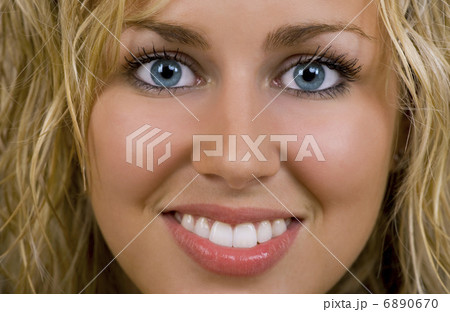 Perfection In Close Up Perfection In Close Up 6890670