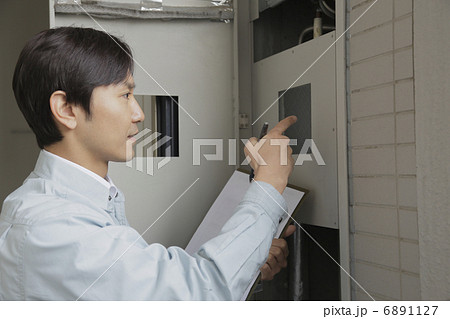 点検、検針 点検、検針 6891127