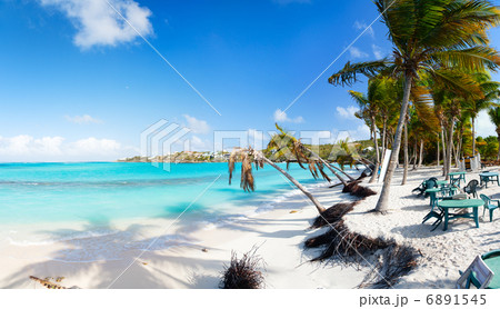 Shoal Bay East 6891545