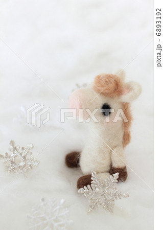 羊毛フェルトで作った馬 6893192