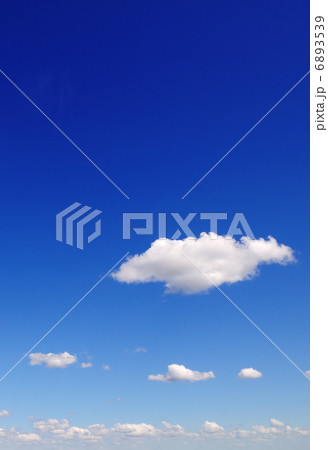 sky 6893539