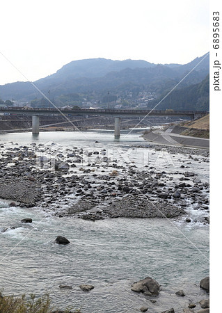 山国川と太平（たいへい）橋 6895683
