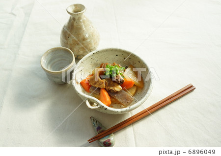 牛すじ煮込み 6896049