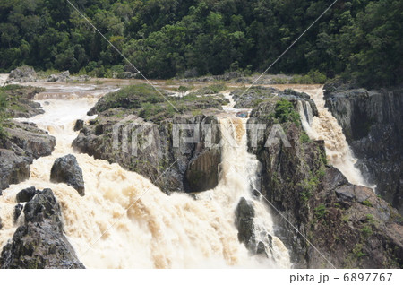 バロン滝 6897767